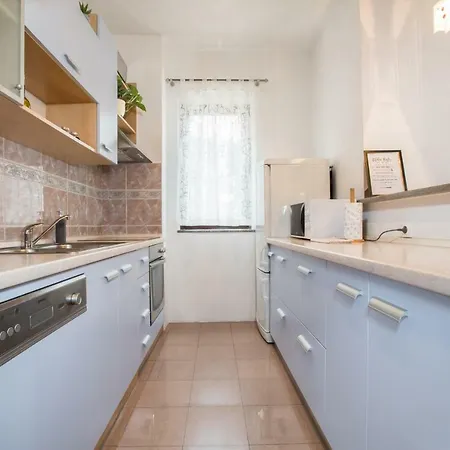 Zeleni Kuk Apartman *